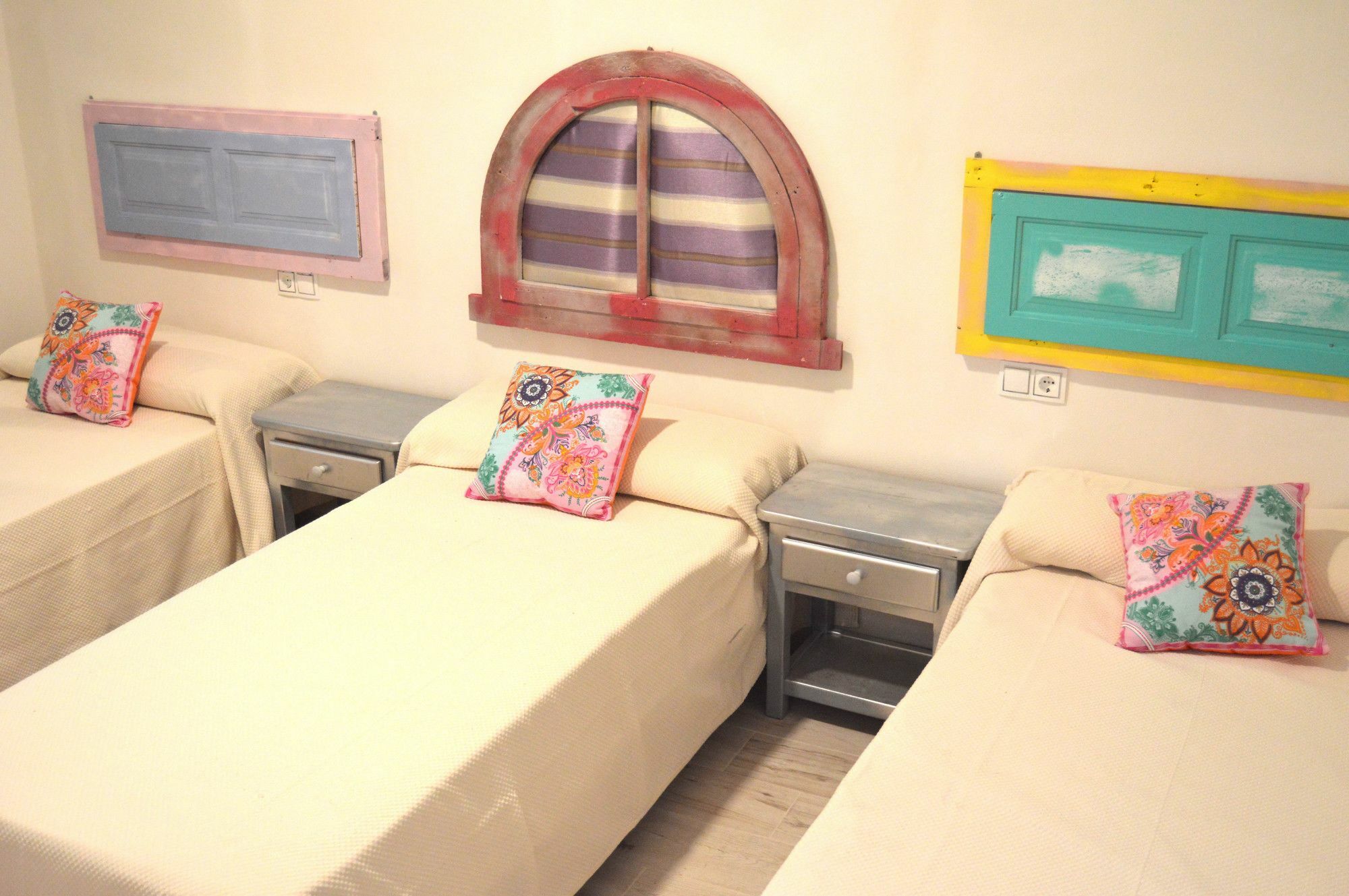 Apartamento 19 Dias Y Muchas Noches Cadice Esterno foto